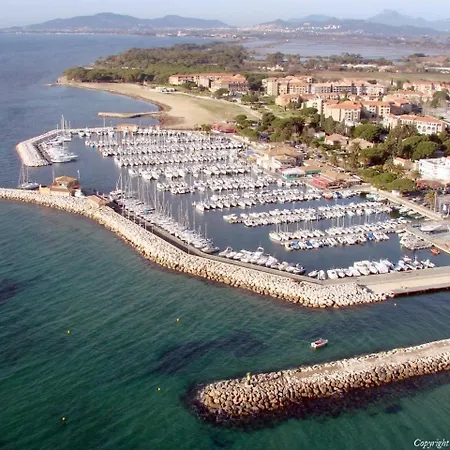 Joli Très Clair à Proximité Pour 3 Personnes *